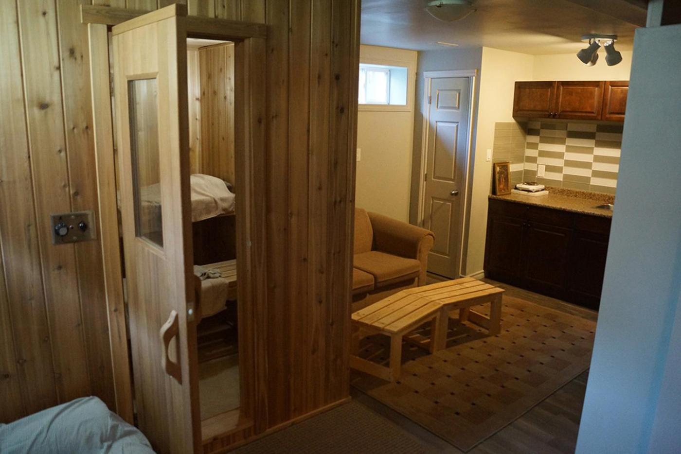 Pelican Guest House. Village Style Living. Spend Vacation Time In Eco Place! Fort Erie Extérieur photo